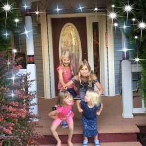 Meet your Posher, Lacey